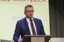 Na čele Slovenskej poľnohospodárskej a potravinárskej komory bude aj najbližšie tri roky Emil Macho. Je aj členom Správnej rady Slovenskej poľnohospodárskej univerzity v Nitre.