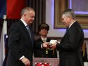 Prezident odovzdal štátne vyznamenania 30 osobnostiam. Medzi nimi aj absolventovi Slovenskej poľnohospodárskej univerzity  v Nitre
